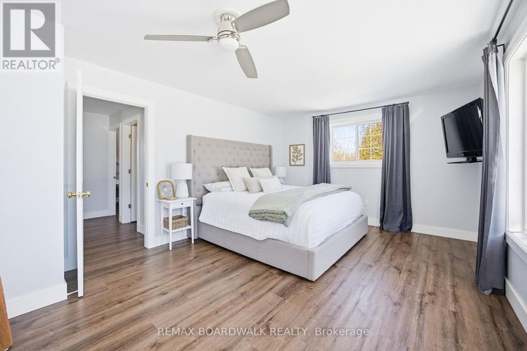 29359978/100-mcculloughs-landing/drummond-n-elmsley-drummond-twp/drummondnorth-elmsley/ontario/K7H3C8_24