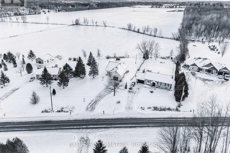 29216177/1540-sandy-hill-road/champlain-twp/champlain/ontario/K6A2R2_35