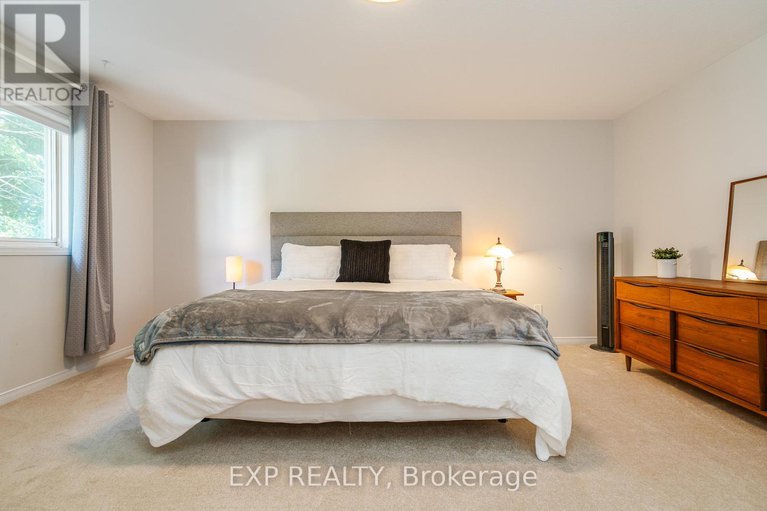 28872307/66-newcastle-avenue/morgans-grantsouth-march/ottawa/ontario/K2K3B5_32