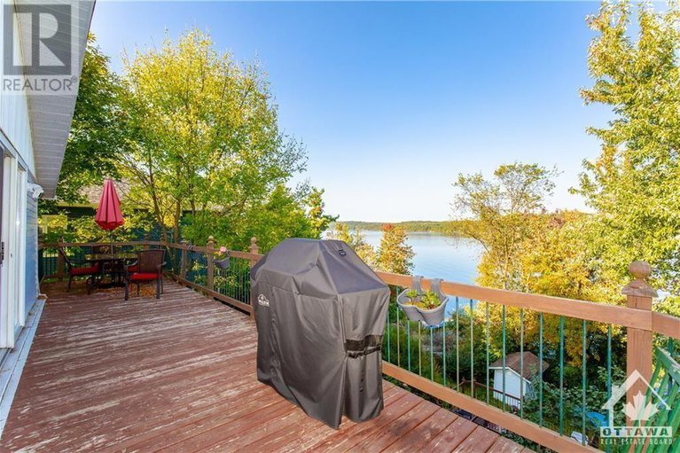 27522542/64-rossel-trail/muskrat-lake/cobden/ontario/K0J1K0_21