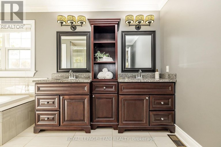 28939850/38-marchvale-drive/rural-kanata-central/ottawa/ontario/K2W1C2_26