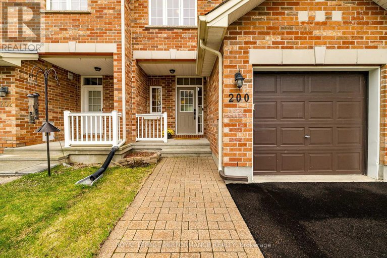 28279532/200-eye-bright-crescent/riverside-southgloucester-glen/ottawa/ontario/K1V2K6_2
