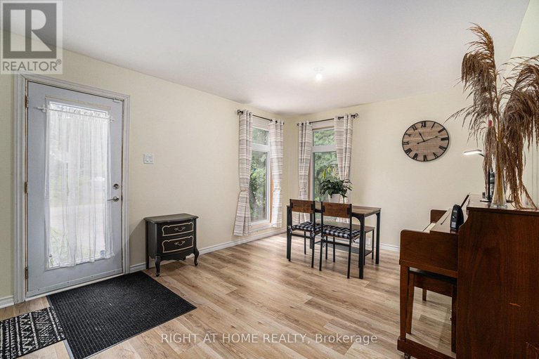 29153332/15-willis-james-lane/mcnabbraeside-twps/mcnabbraeside/ontario/K7S2A5_5