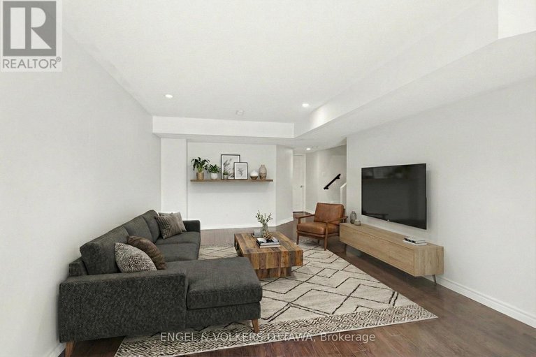 29221825/238-forestbrook-street/morgans-grantsouth-march/ottawa/ontario/K2K0B4_24