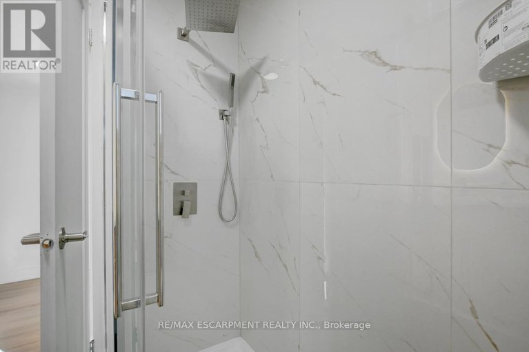 29414912/31-bellfield-street/bayshore/ottawa/ontario/K2B6K7_32