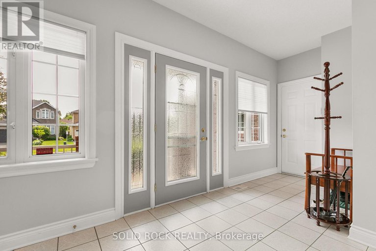 28419528/49-caribou-avenue/stittsville-south/ottawa/ontario/K2S1X3_8