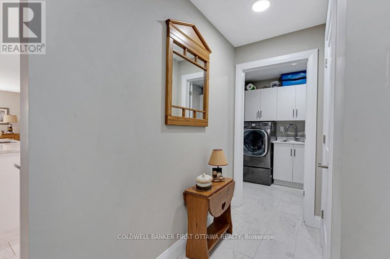 28759798/22-rideau-crossing-crescent/north-grenville-twp-kemptville-east/north-grenville/ontario/K0G1J0_17