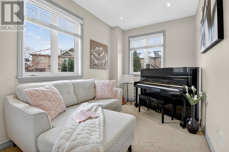 29111123/668-bowercrest-crescent/riverside-southgloucester-glen/ottawa/ontario/K1V2M2_9