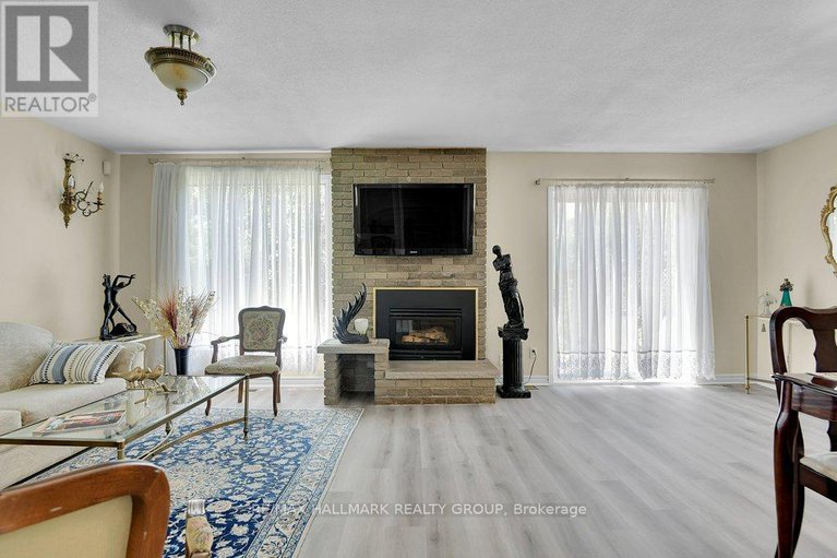 29444674/6-westdale-avenue/lakeview-park/ottawa/ontario/K2H5J3_17