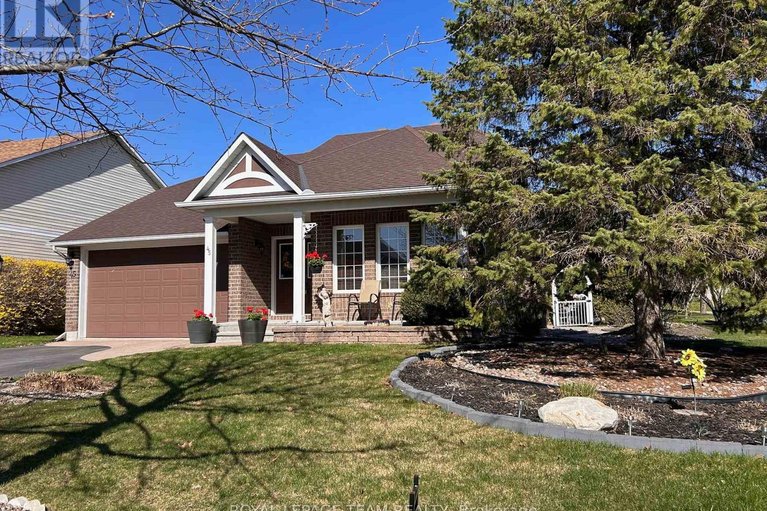 29666144/45-burnstead-crescent/emerald-meadowstrailwest/ottawa/ontario/K2M2T4_2