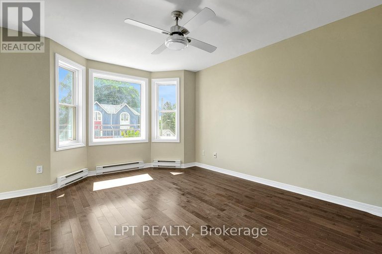 28822093/13-1121-bavlie-avenue/billings-bridge/ottawa/ontario/K1H8P3_26