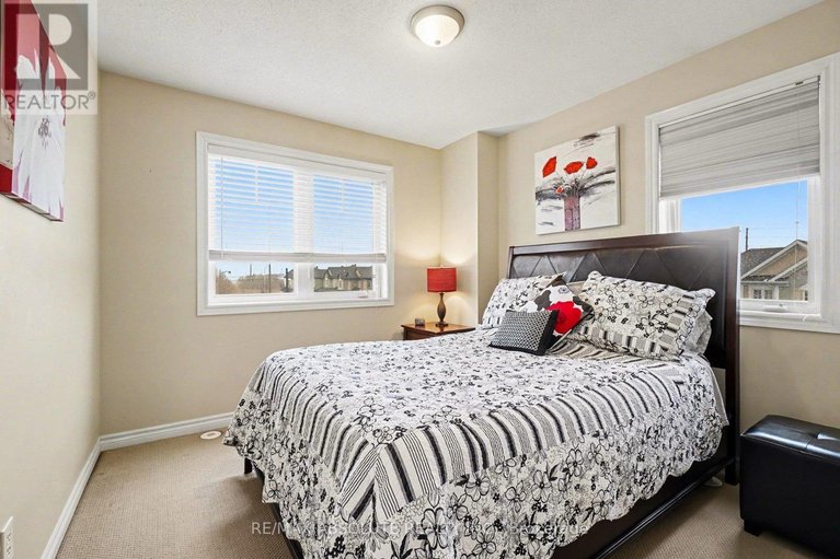 29631799/400-santa-anna-lane/stittsville-north/ottawa/ontario/K2S0M1_25