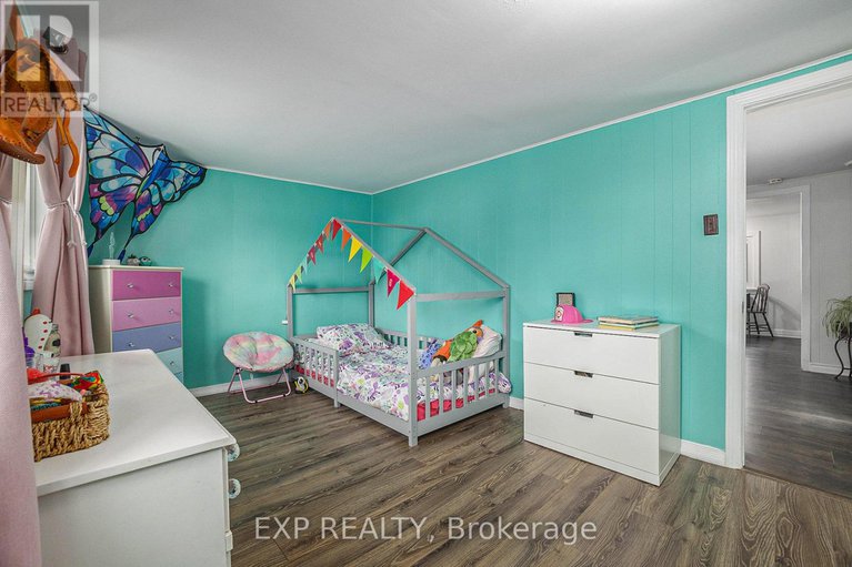28498120/85-moore-street/mcnabbraeside-twps/mcnabbraeside/ontario/K7S1G3_11