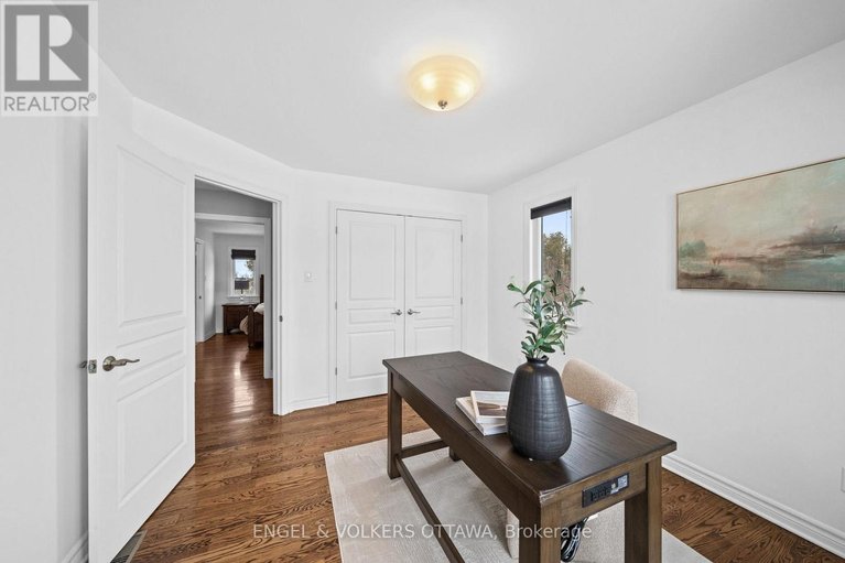 29679359/5579-lombardy-drive/osgoode/ottawa/ontario/K0A2W0_23