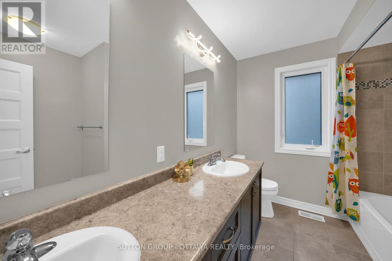 28967064/412-odessa-way/cedargrovefraserdale/ottawa/ontario/K2J5X7_33