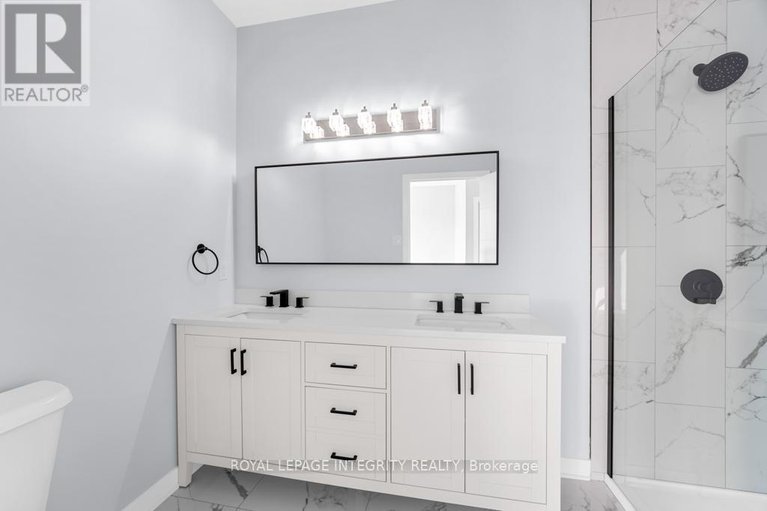 28970787/a-875-contour-street/mer-bleuebradley-estatesanderson-park/ottawa/ontario/K1W0G6_22