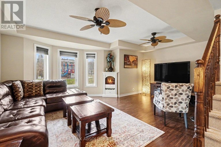 29631799/400-santa-anna-lane/stittsville-north/ottawa/ontario/K2S0M1_9