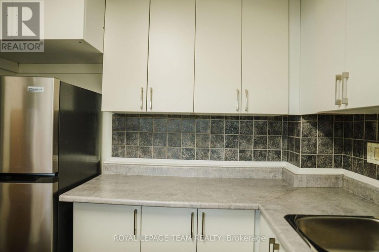 28830743/118-3100-carling-avenue/bayshore/ottawa/ontario/K2B6J6_11