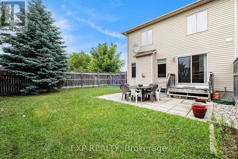 28543377/211-leamington-way/strandherd/ottawa/ontario/K2J3T4_29