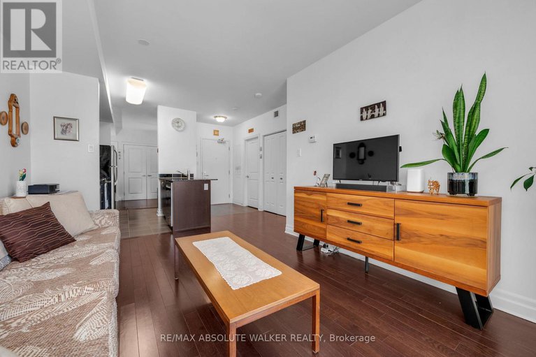 29383009/210-90-landry-street/vanier/ottawa/ontario/K1L0A9_13