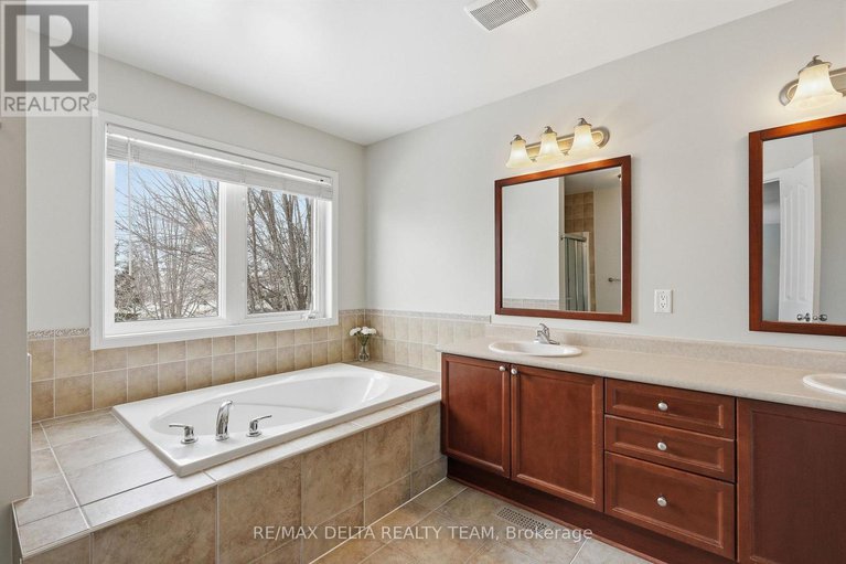 29374830/2224-merlot-way/springridgeeast-village/ottawa/ontario/K4A4S2_23