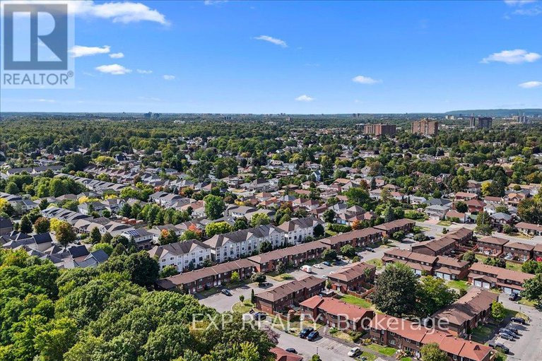 29082044/3166-stockton-drive/blossom-parkkemp-parkfindlay-creek/ottawa/ontario/K1T1S1_38