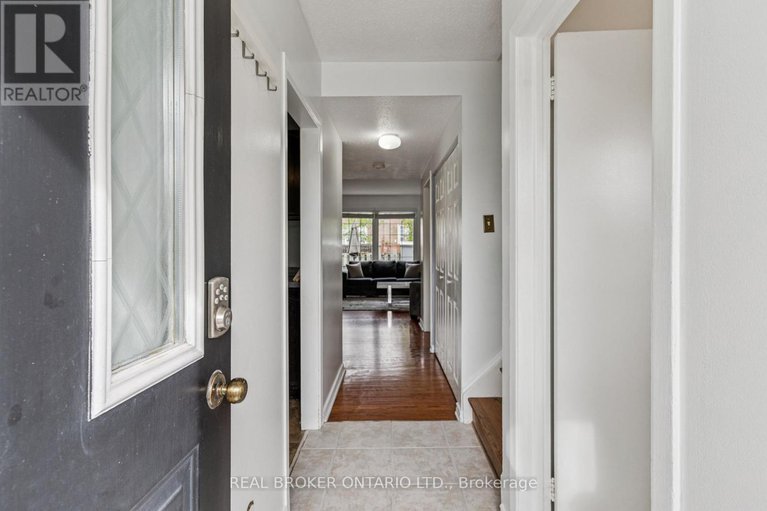 28801637/85-monterey-drive/leslie-park/ottawa/ontario/K2H7A9_5