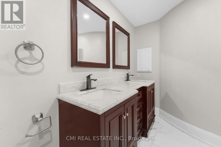 29026249/2172-valenceville-crescent/avalon-east/ottawa/ontario/K4A4K4_42