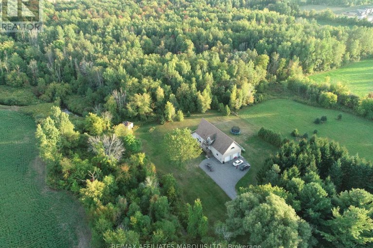 28879635/35-nevada-street/moose-creek/north-stormont/ontario/K0C1W0_4