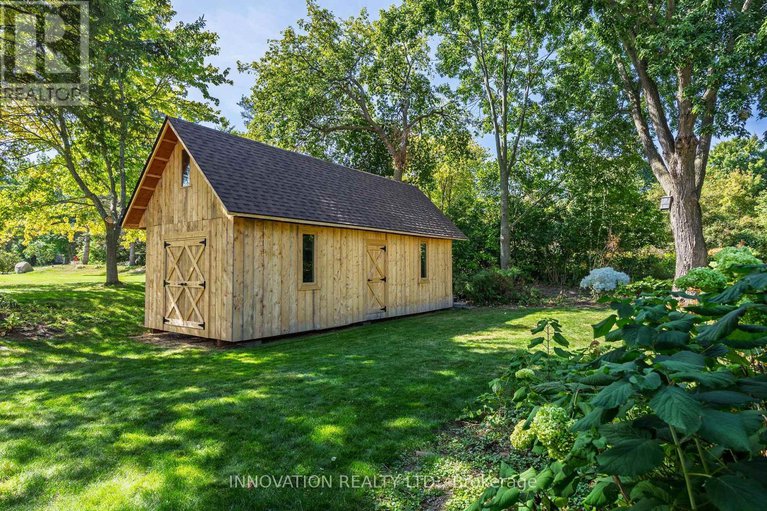 28869608/5558-south-island-park-drive/manotick-long-island-nicholls-island/ottawa/ontario/K4M1J2_47