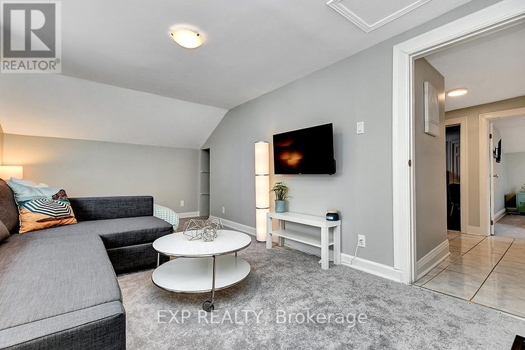 28899221/566-kirkwood-avenue/westborohampton-park/ottawa/ontario/K1Z5X4_17