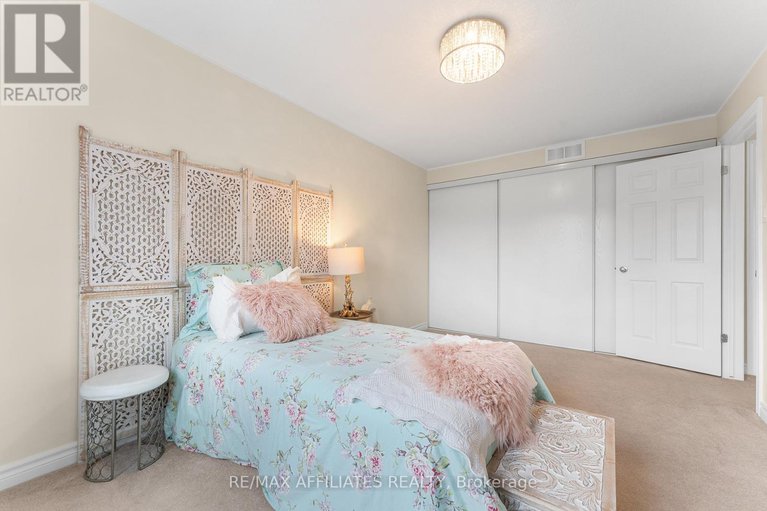 28576782/50-cormack-circle/strandherd/ottawa/ontario/K2J0H8_27