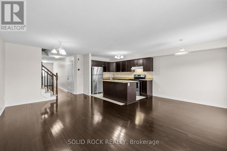 29261889/431-haresfield-court/riverside-southgloucester-glen/ottawa/ontario/K4M0B6_12