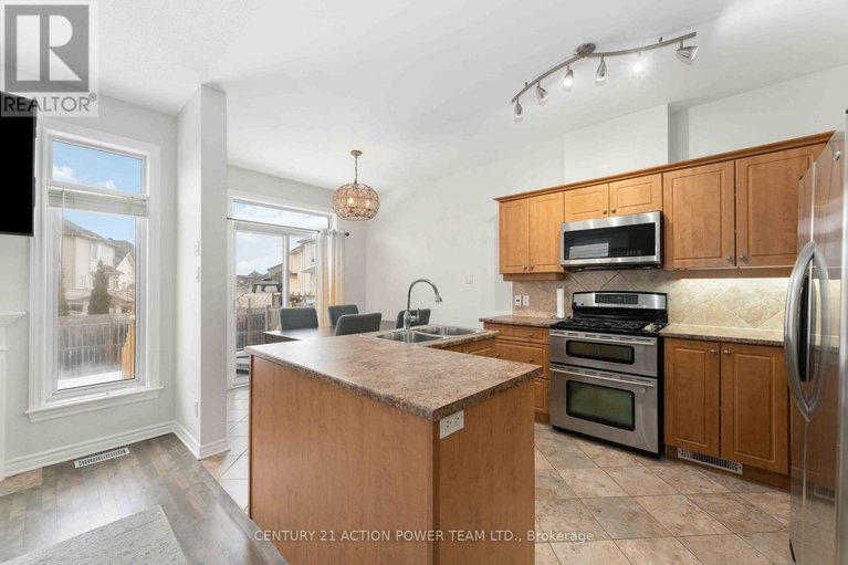 28387395/965-gosnell-terrace/fallingbrookgardenway-south/ottawa/ontario/K4A5C5_11