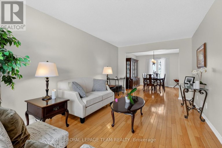 29501810/318-liard-street/stittsville-south/ottawa/ontario/K2S1J8_8