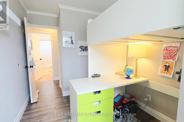29683864/244-baldwin-street/constance-bay/ottawa/ontario/K0A3M0_17