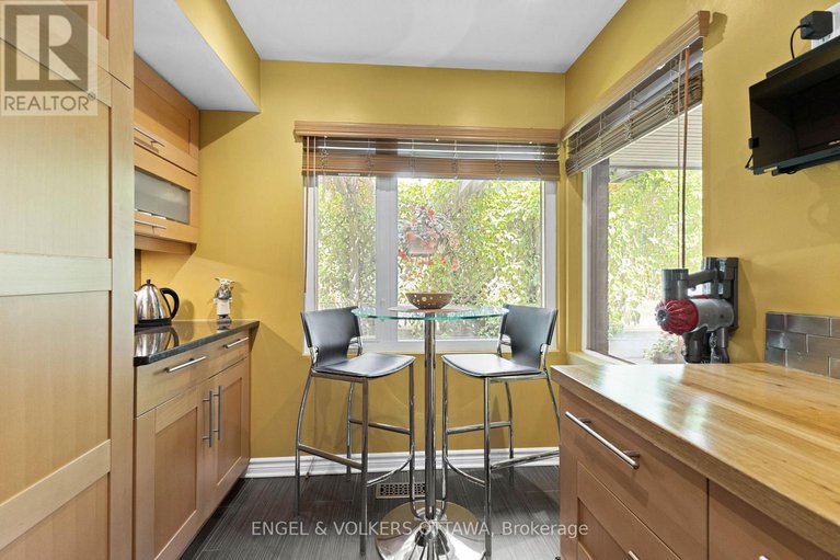 28841163/1-125-springfield-road/lindenlea/ottawa/ontario/K1M1C5_7