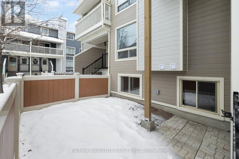 29207942/53a-798-st-andre-drive/hiawatha-parkconvent-glen/ottawa/ontario/K1C4R4_28