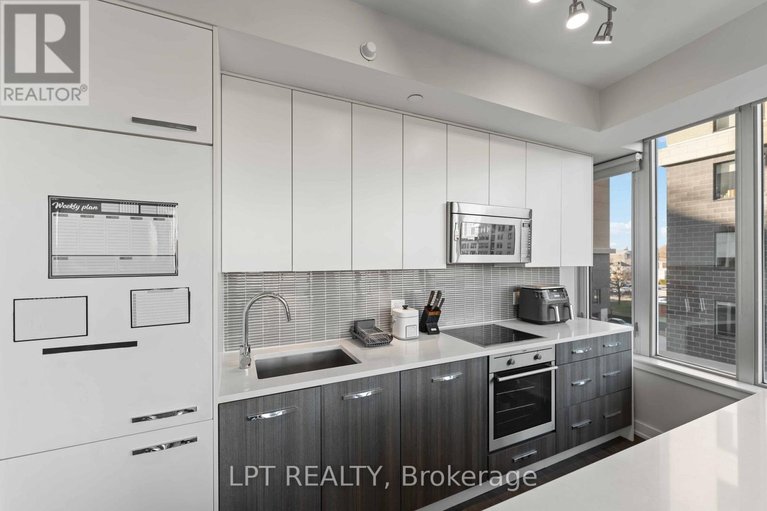 29590861/307-111-champagne-avenue-s/west-centre-town/ottawa/ontario/K1S5V3_15