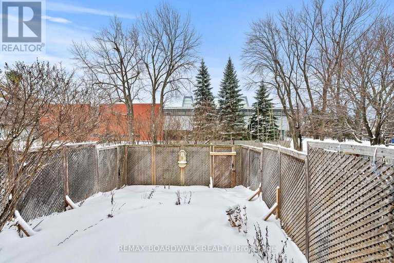 29251894/42-college-circle/castle-heights/ottawa/ontario/K1K4R8_40