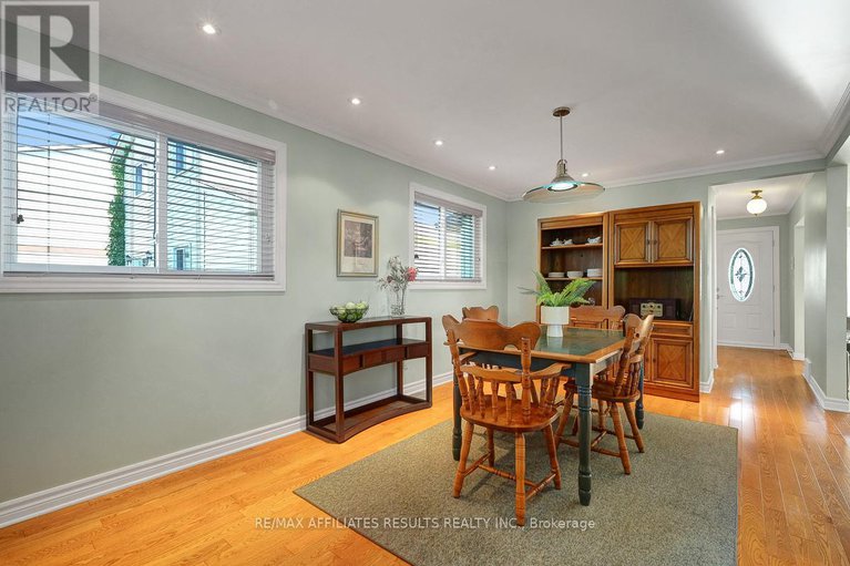 29048686/68-pheasant-run-drive/pheasant-run/ottawa/ontario/K2J2R4_19