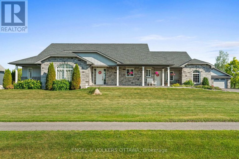 28348542/5567-lombardy-drive/osgoode/ottawa/ontario/K0A2W0_3
