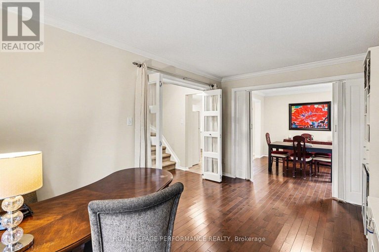 29610973/897-paradise-crescent/fallingbrookgardenway-south/ottawa/ontario/K4A3S5_12