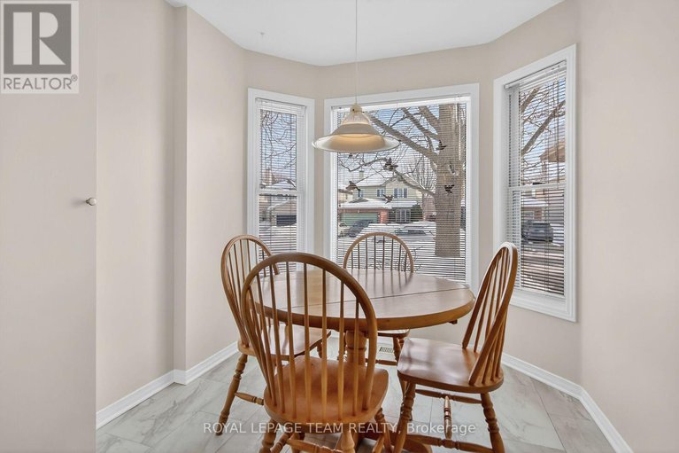 29427444/84-newborough-crescent/barrhaven-east/ottawa/ontario/K2G6A9_9