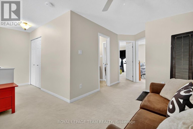 29406960/145-wharhol-private/westcliffe-estates/ottawa/ontario/K2H1G5_35