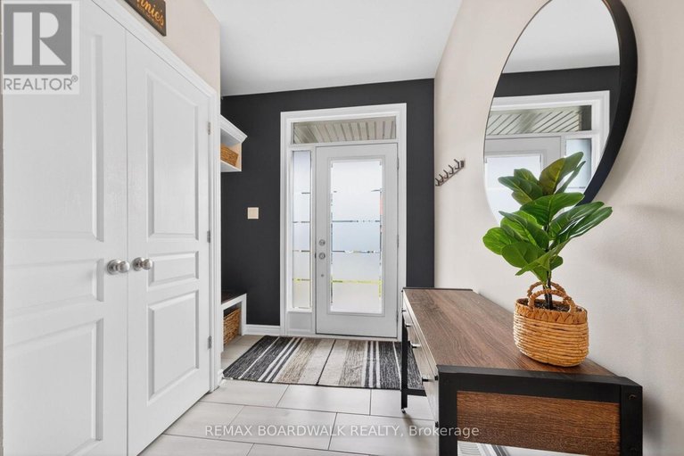 29665426/38-thunderbolt-street/emerald-meadowstrailwest/ottawa/ontario/K2V0L9_3