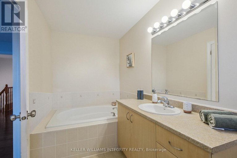 28507055/410-sparkman-avenue/avalon-east/ottawa/ontario/K4A0J1_23