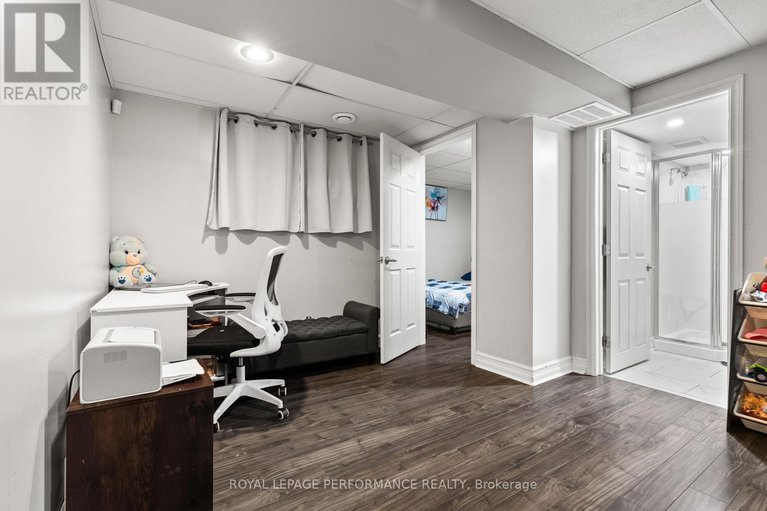 29061220/787-hancock-crescent/fallingbrookridgemount/ottawa/ontario/K4A3N1_22