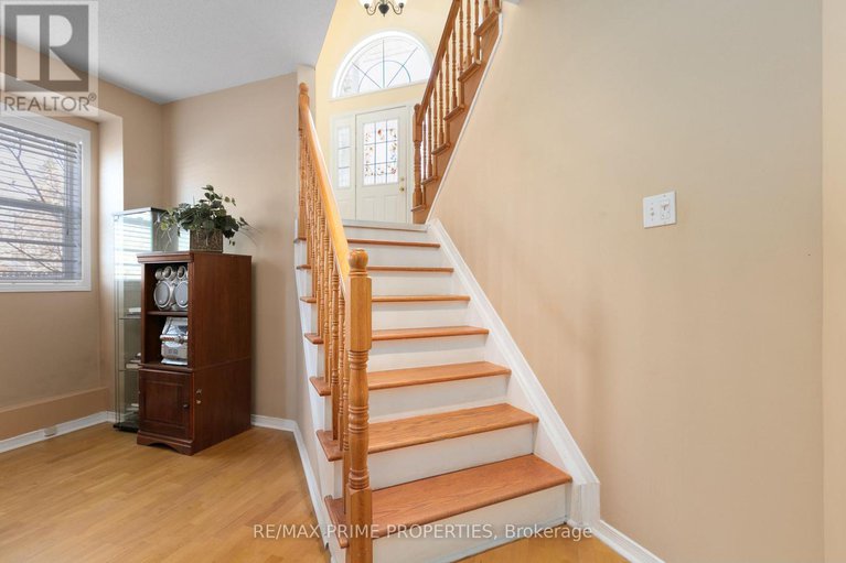 29367761/1567-rumford-drive/fallingbrookpineridge/ottawa/ontario/K4A4C1_29