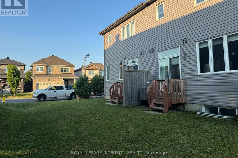 28601011/158-bandelier-way/stittsville-north/ottawa/ontario/K2S2J6_23